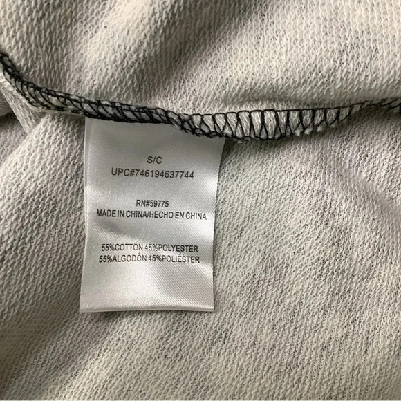 Rampage Size Medium #INSTAGOOD Animal Print Thin Sweatshirt. New With Tags - Picture 4 of 7